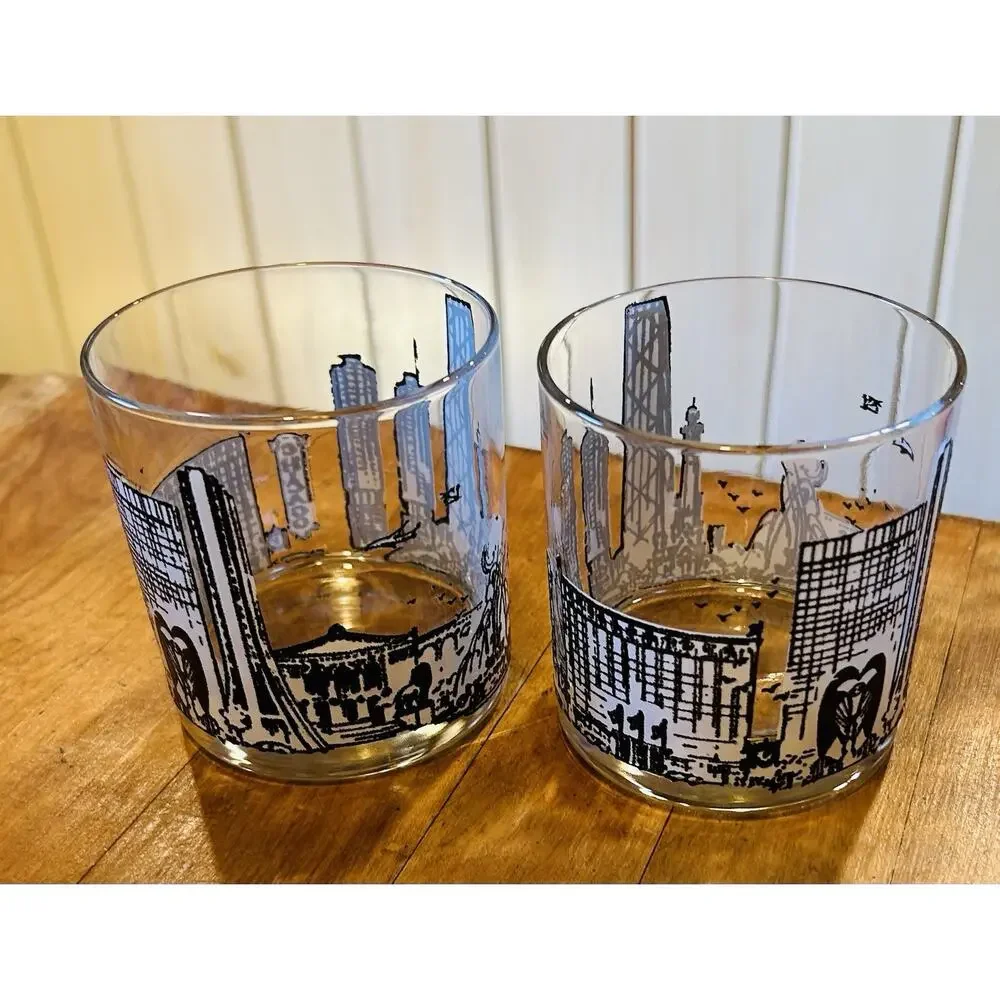 Vintage Pair of Chicago Skyline Rocks Glasses Whiskey Tumblers Black And White